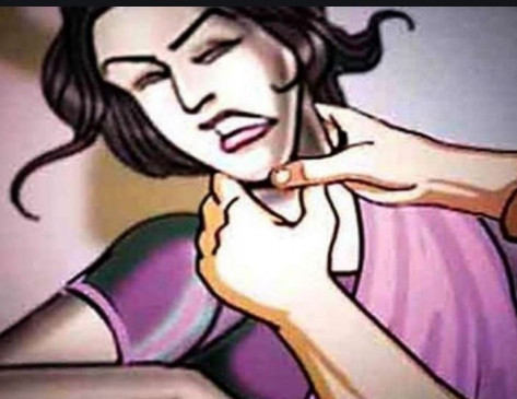 युवती को धमकाकर किया दैहिक शोषण - शिकायत पर आरोपी के खिलाफ मामला दर्ज