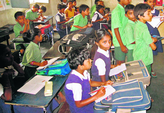 Even after spending crores of rupees, the condition of zip school is not improving