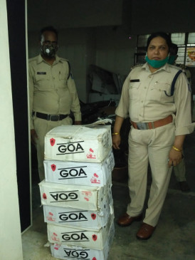 Smuggling of liquor was being done by bike - Three hundred and fifty country liquor confiscated