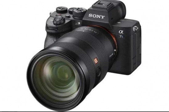 Sony launches A7S full-frame mirrorless camera