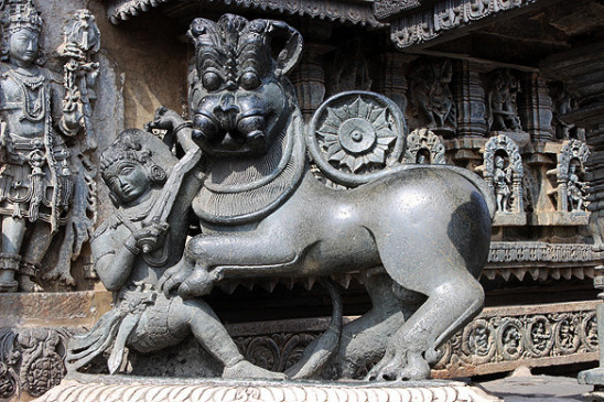अजब-गजब: एक ऐसा अनोखा मंदिर, जिसे माना जाता है भारतीय कला का बेजोड़ नमूना अजब-गजब: एक ऐसा अनोखा मंदिर, जिसे माना जाता है भारतीय कला का बेजोड़ नमूना