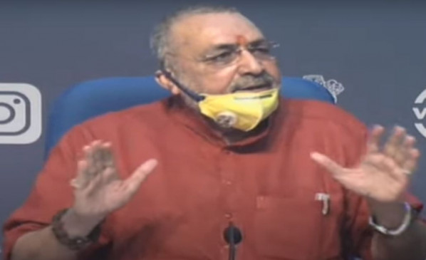 Target to increase milk production to 33 million tonnes by 2024: Giriraj Singh