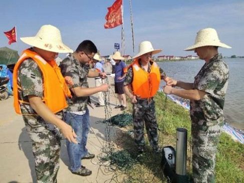 Xi Chinfing reviews flood prevention and rescue