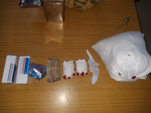Armed crooks arrested with cannabis and intoxicating bullet - 85 thousand cash recovered