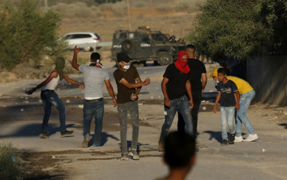 वेस्ट बैंक में झड़प, दर्जनों फिलिस्तीनी घायल
