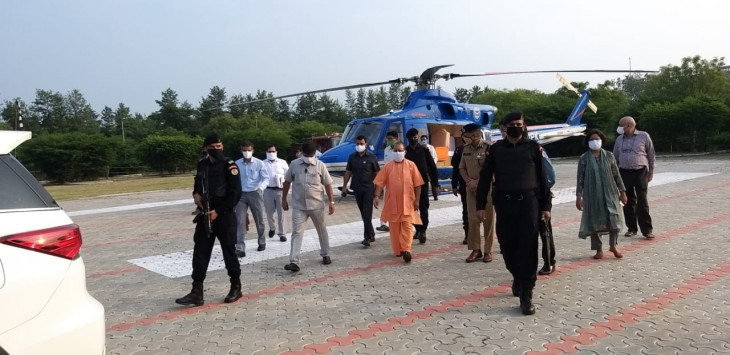 CM Yogi arrives at Gautam Buddha Nagar, to inaugurate Kovid Hospital tomorrow