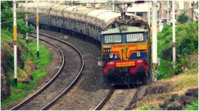 अमरावती-जबलपुर एक्सप्रेस को रीवा तक बढ़ाने की मांग, अब स्टेशनों की सुरक्षा करेगा मेड इन इंडिया ड्रोन