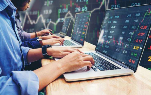 Share market: सेंसेक्स 15 अंक चढ़ा, निफ्टी 11,210 के पार बंद हुआ