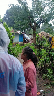 Three died due to being buried in the roof and wall of the house - nephew came to the house of Bua