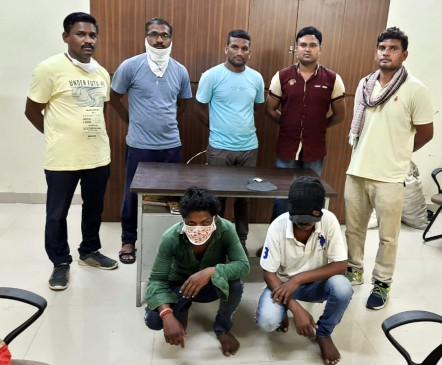 Two killed by drowning in Chandrapur, two arrested with tiger nails