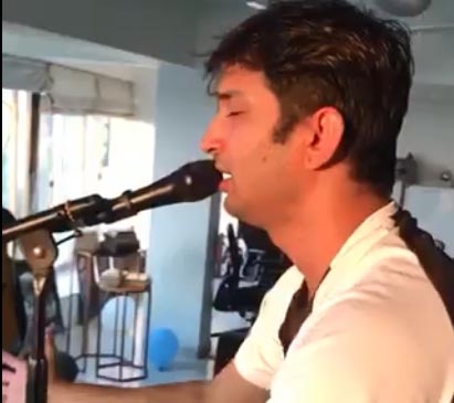  कृष्ण भजन गाते हुए सुशांत का वीडियो आया सामने 