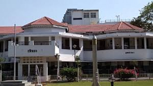 5 employees Positive of home ministers residence and 10 employees of Ravi Bhavan