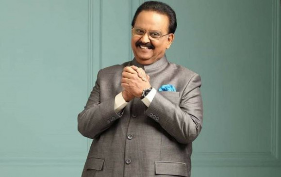 SPB Death: मशहूर सिंगर एसपी बाला सुब्रमण्यम का निधन, पीएम मोदी और राष्ट्रपति कोविंद ने शोक व्यक्त किया SPB Death: मशहूर सिंगर एसपी बाला सुब्रमण्यम का निधन, पीएम मोदी और राष्ट्रपति कोविंद ने शोक व्यक्त किया