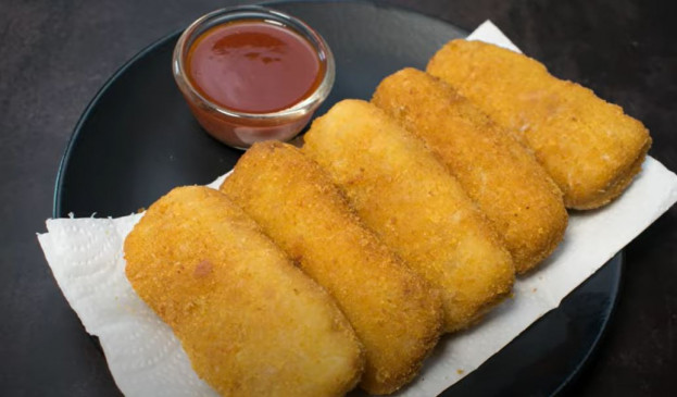 Breakfast: आसानी से बनाएं चटपटे और क्रंची आलू कटलेट, जानें रेसिपी