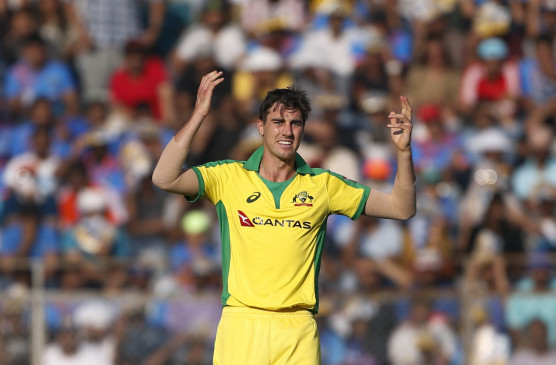 Cummins supported Stoinis for the middle order
