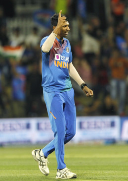 Kohli valuable to bowl in match-like situation in nets: Saini