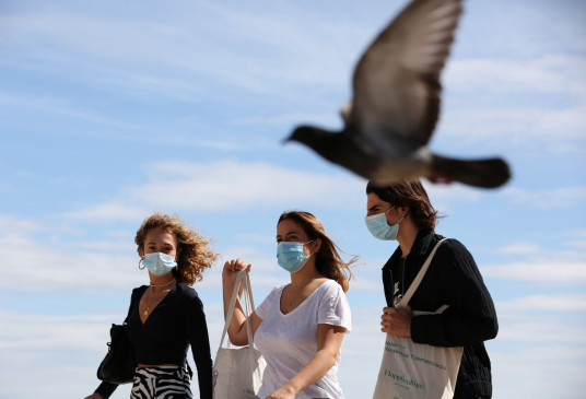 Nearly 10,000 new cases of Kovid-19 surfaced in France Nearly 10,000 new cases of Kovid-19 surfaced in France