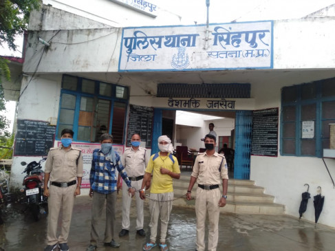 Three accused involved in black market with one thousand liter diesel arrested