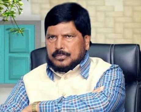 Athawale, Sunil collapsed corona infected, committed himself to isolet