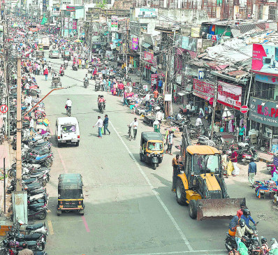 Business of hawkers in 150 m area of ​​market illegal: notice issued to state, manpa and police