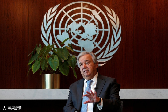 Gutres called for standing with people trapped in poverty