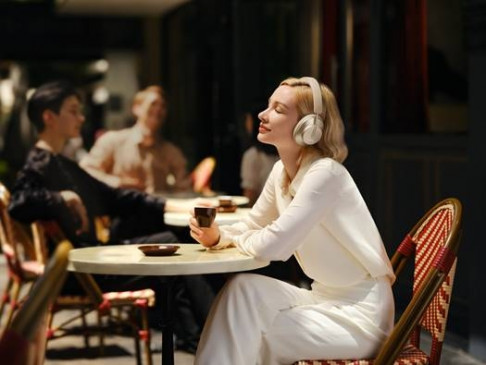 Huawei launched new freebuds studio headphones