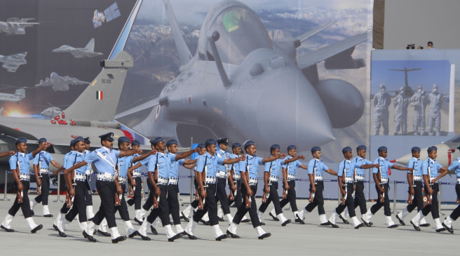  भारतीय वायु सेना दिवस : राष्ट्रपति, प्रधानमंत्री ने की वीरों की सराहना 