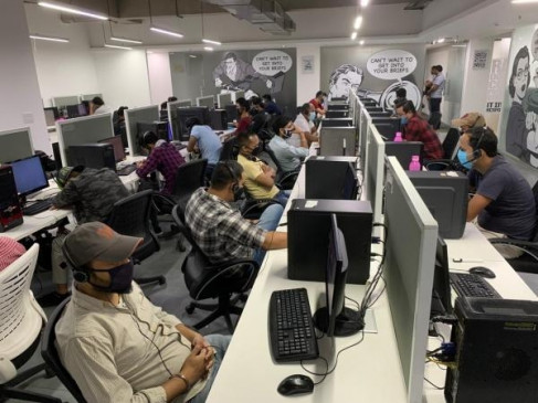 Indian call center scamsters making money mules in Canada