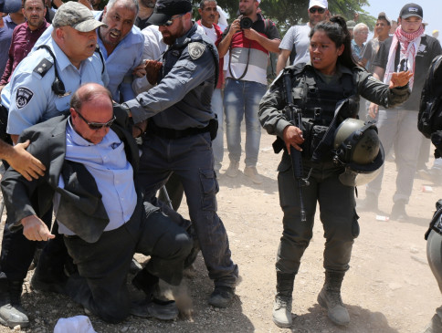 Israelis protest against Kovid-19 lockdown ban