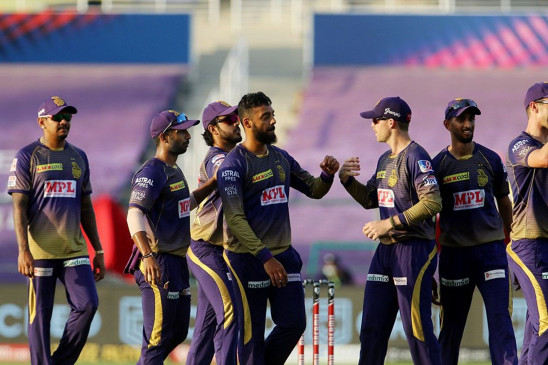 KKR vs DC: दिल्ली को 59 रन से हराकर कोलकाता का प्लेऑफ का दावा मजबूत, वरुण चक्रवर्ती ने 5 और कमिंस ने 4 विकेट झटके KKR vs DC: दिल्ली को 59 रन से हराकर कोलकाता का प्लेऑफ का दावा मजबूत, वरुण चक्रवर्ती ने 5 और कमिंस ने 4 विकेट झटके