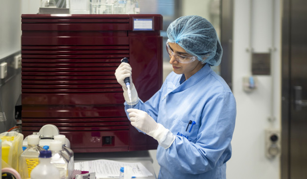 Kovid-19 vaccine to be available in UK within 3 months: report