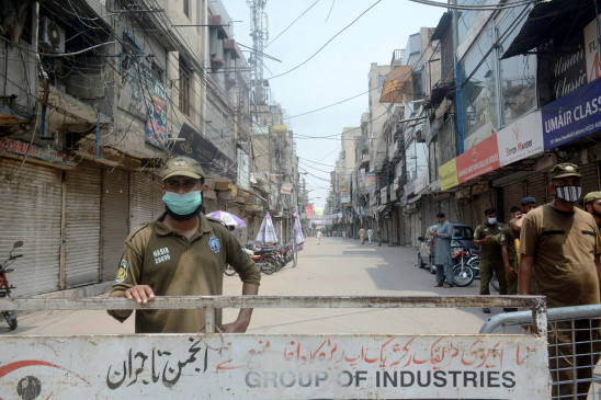 Micro-smart lockdown implemented in Paks Punjab province