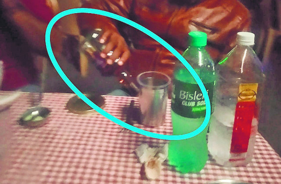 Alcohol was being served in the restaurant, police raided Alcohol was being served in the restaurant, police raided