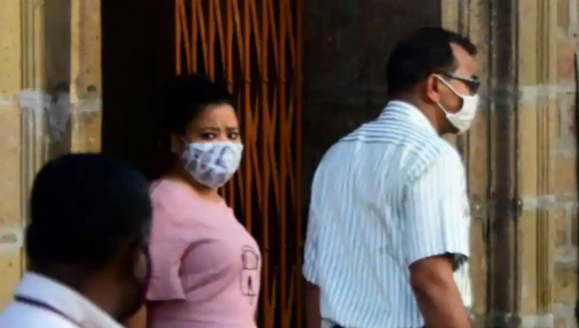 Bollywood Drugs Case: भारती और हर्ष को कोर्ट ने 14 दोनों की न्यायिक हिरासत में भेजा, घर से बरामद हुआ था गांजा