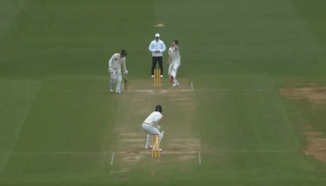 Blendle given out due to obstruction of fielding