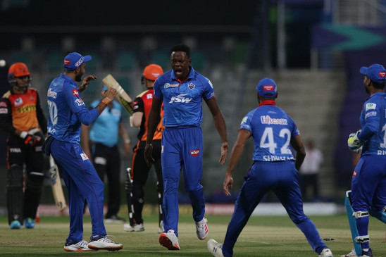 DC vs SRH, IPL 2020: हैदराबाद को 17 रन से हराकर पहली बार फाइनल में पहुंची दिल्ली, रबाडा ने 4 विकेट चटकाए