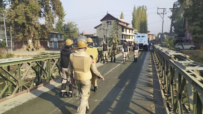  जम्मू-कश्मीर पुलिस ने भाजपा नेता पर हुए आतंकी हमले की गुत्थी सुलझाई 