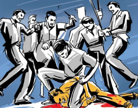 Jayants security officer assaulted for distributing compensation