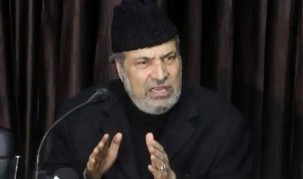 J&K: महबूबा मुफ्ती की पार्टी को बड़ा झटका, संस्थापक सदस्य मुजफ्फर हुसैन बेग ने छोड़ी PDP J&K: महबूबा मुफ्ती की पार्टी को बड़ा झटका, संस्थापक सदस्य मुजफ्फर हुसैन बेग ने छोड़ी PDP