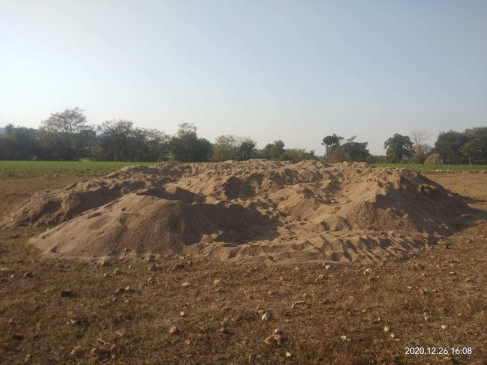 40 trolley sand seized, dumper caught while doing illegal transport