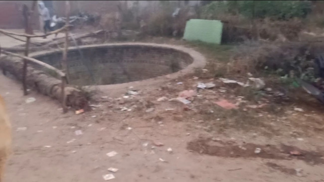 Baratis Innova car falls into well, 6 killed, 3 evacuated