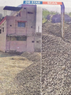 Bulldozers over Amkhera Road encroachments - more than 50 illegal occupations removed