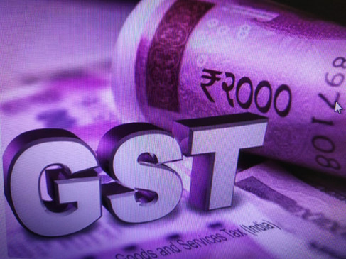 Businessmen will be trapped in double trouble if return date is not increased, till March 31