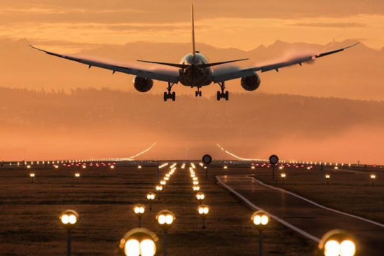 Domestic Airlines: 80 फीसदी यात्री क्षमता के साथ घरेलू उड़ानों को मिली मंजूरी, उड्डयन मंत्री हरदीप पुरी ने ट्वीट कर जानकारी दी