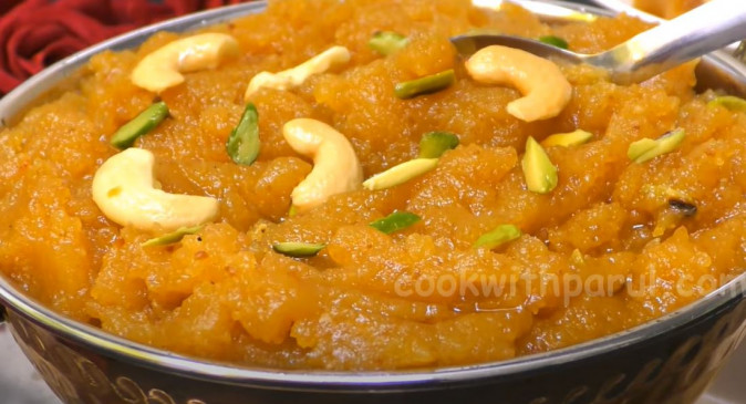 Sweet: सिर्फ 12 मिनट में ऐसे बनाएं मूंग का दानेदार हलवा, जानें रेसिपी