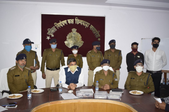 6 accused arrested for killing a retired Airforce officer by paying a contract for Rs 5 crore