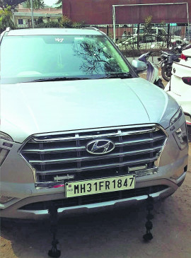 Car stunting at Udanpul, challan of 4 vehicles