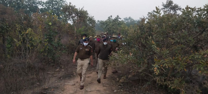 Check dam work started in the shadow of bayonets, ADGP of Prayagraj reached Dadri forest