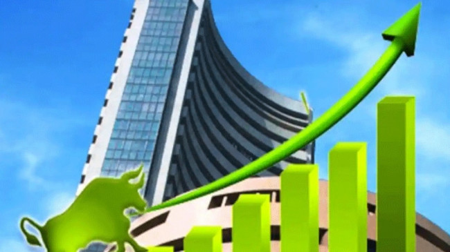 Closing bell: सेंसेक्स में 260 अंक का उछाल, निफ्टी भी रिकॉर्ड स्तर पर बंद हुआ
