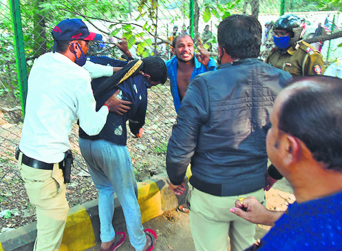 Family went to picnic, teenager molested, 2 arrested, 1 absconding